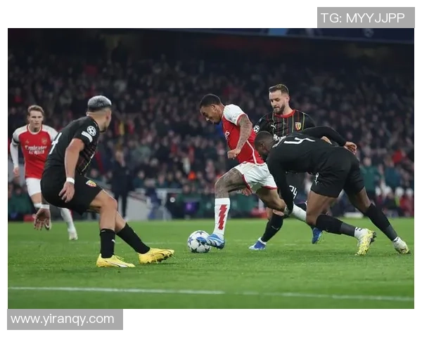 03年欧冠经典对决曼联与皇马的巅峰对抗回顾