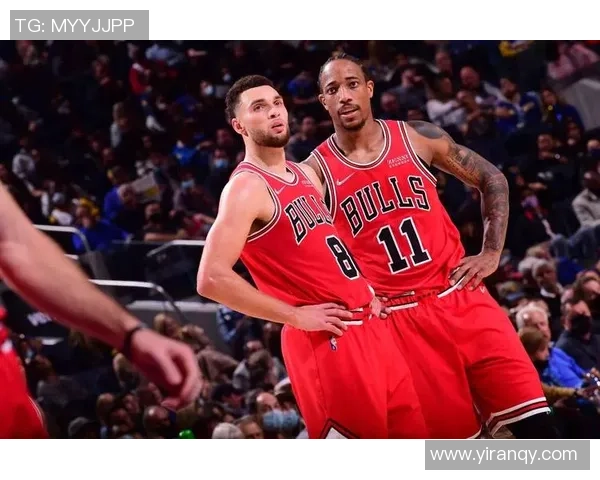 19日火箭与雄鹿精彩对决回放全程回顾与赛后分析