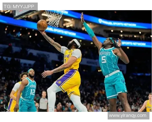 2008年湖人与黄蜂的激烈对决回顾与精彩瞬间分析